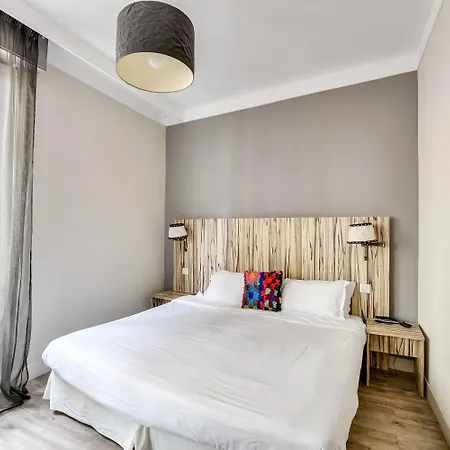 Marbella Отель Биарриц