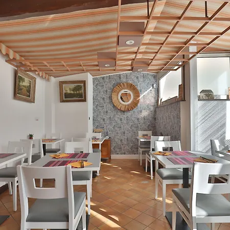 Отель Marbella 3*