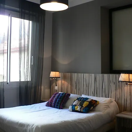 Marbella Отель Биарриц